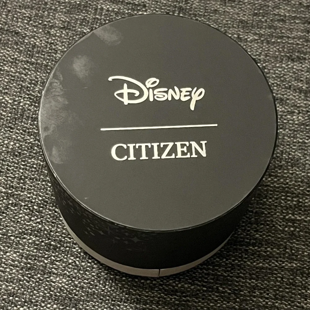 Citizen Disney Watch Womens 32mm Minnie White Dial Pink Leather Eco-Drive New - Picture 7 of 8